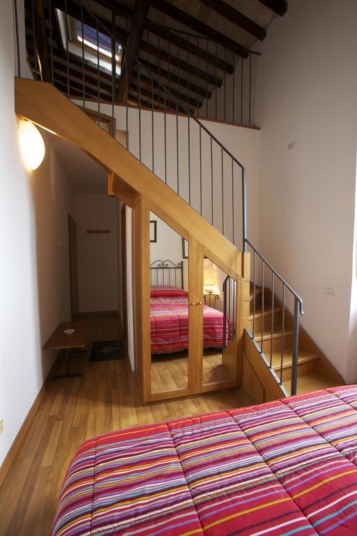 Camere Carli Assise Extérieur photo