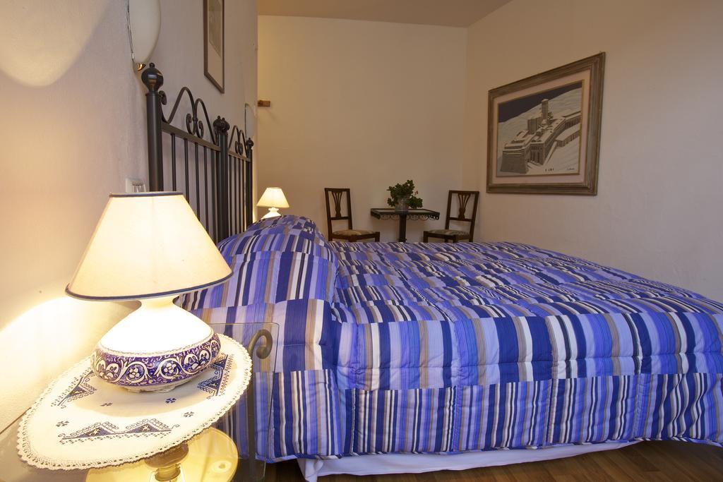 Camere Carli Assise Extérieur photo