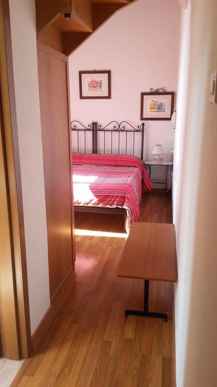 Camere Carli Assise Chambre photo